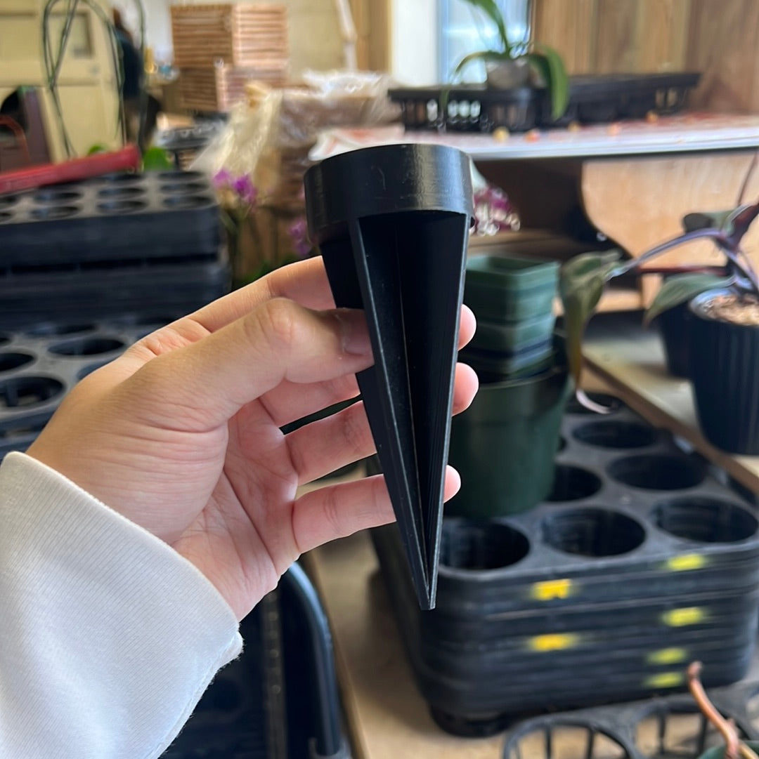 Plvntly Pole Mount 4” Medium Base Stake